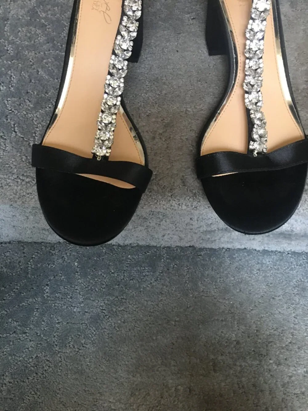 Women's Badgley Mischka Jewel T-Strap Metallic Formal Dress Sandals Size 9, EUC